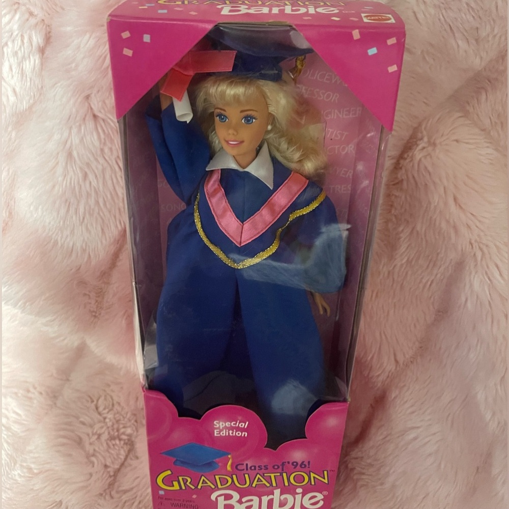 Vintage Special Edition Class of '96 Graduation Barbie Doll 🎓 - Picture 15 of 16